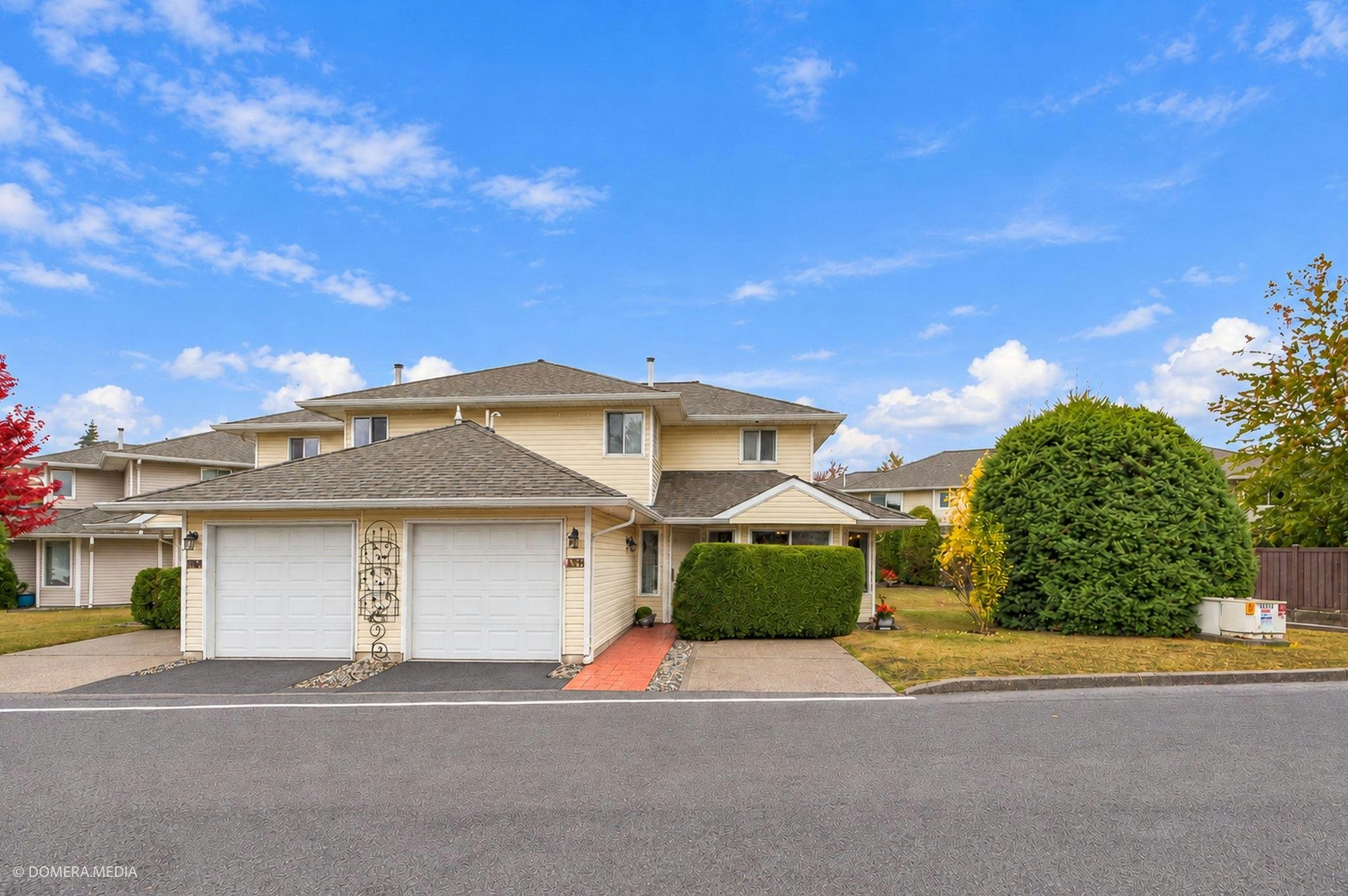 114-21928 48th Avenue - 3