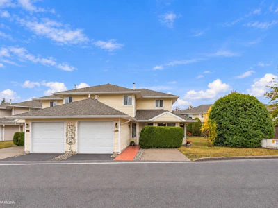 114-21928 48th Avenue - 3