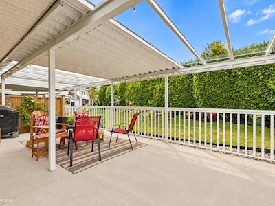114-21928 48th Avenue - 4