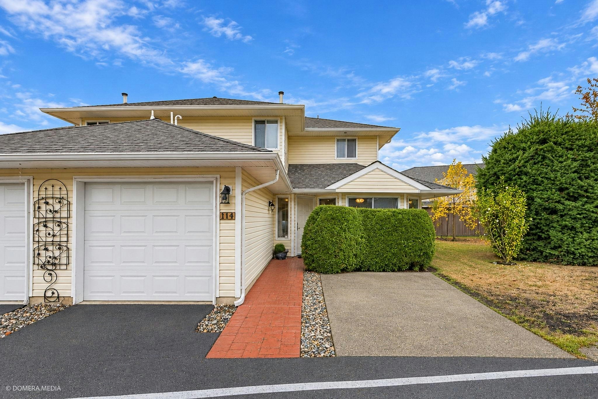 114-21928 48th Avenue, Langley, BC, V3A 8H1