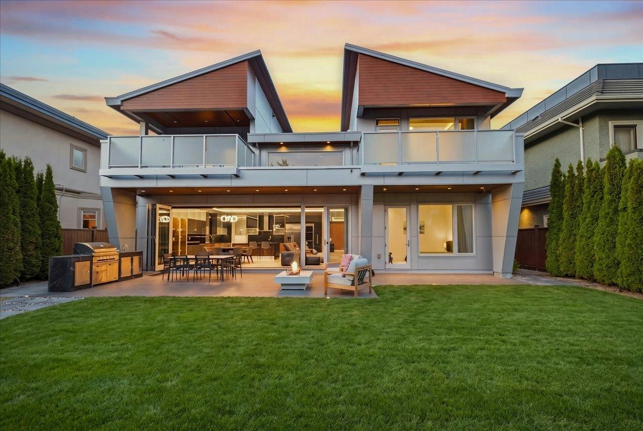 3768 River Road, Richmond, BC, V7C 5M5