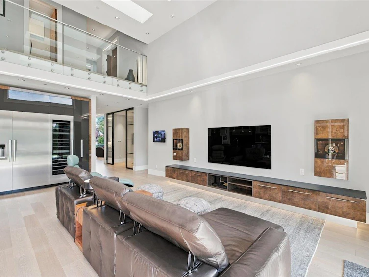 3768 River Road, Richmond, BC, V7C 5M5 - 11