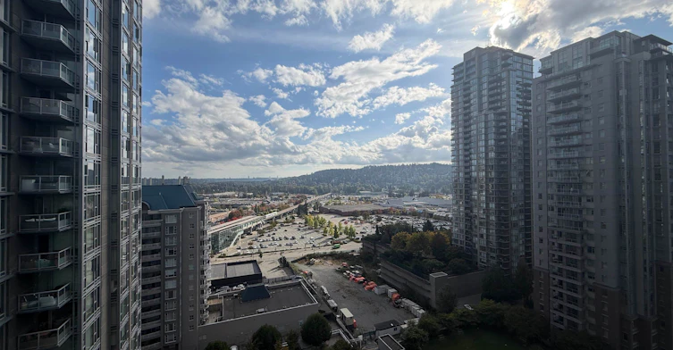 1908-3008 Glen Drive, Coquitlam, BC, V3B 0J5 - 9