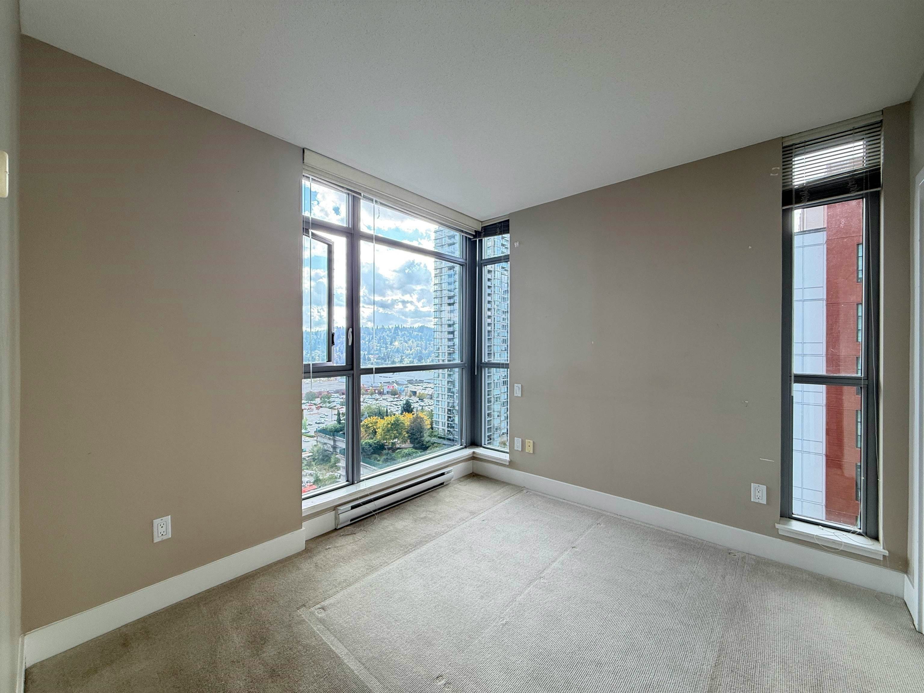 1908-3008 Glen Drive, Coquitlam, BC, V3B 0J5 - 2