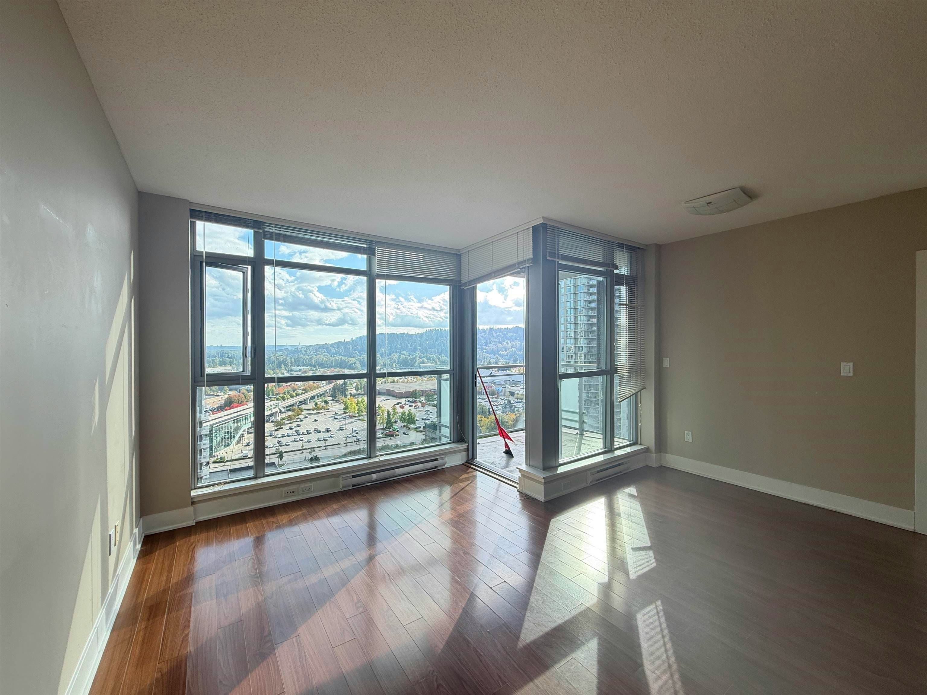 1908-3008 Glen Drive, Coquitlam, BC, V3B 0J5 - 8