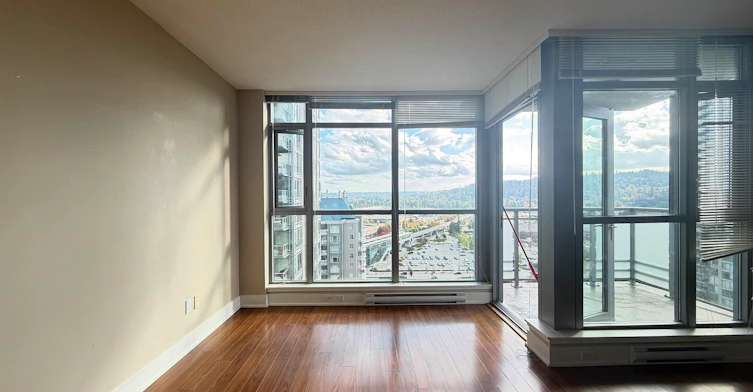 1908-3008 Glen Drive, Coquitlam, BC, V3B 0J5 - 5