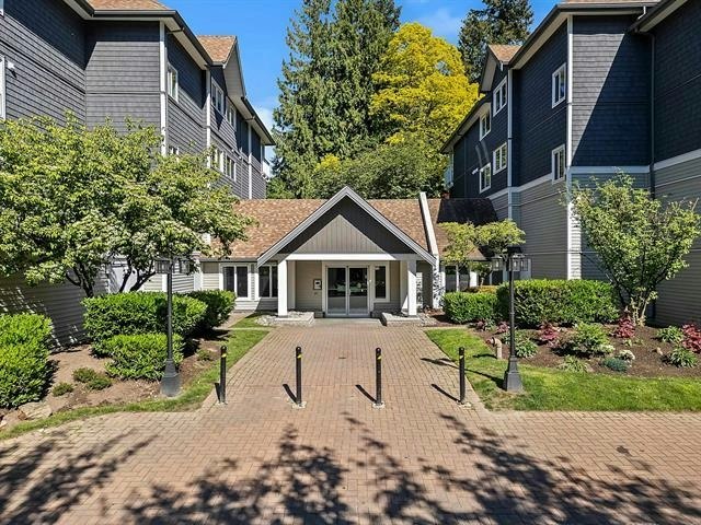 310-9626 148 Street, Surrey, BC, V3R 0W2