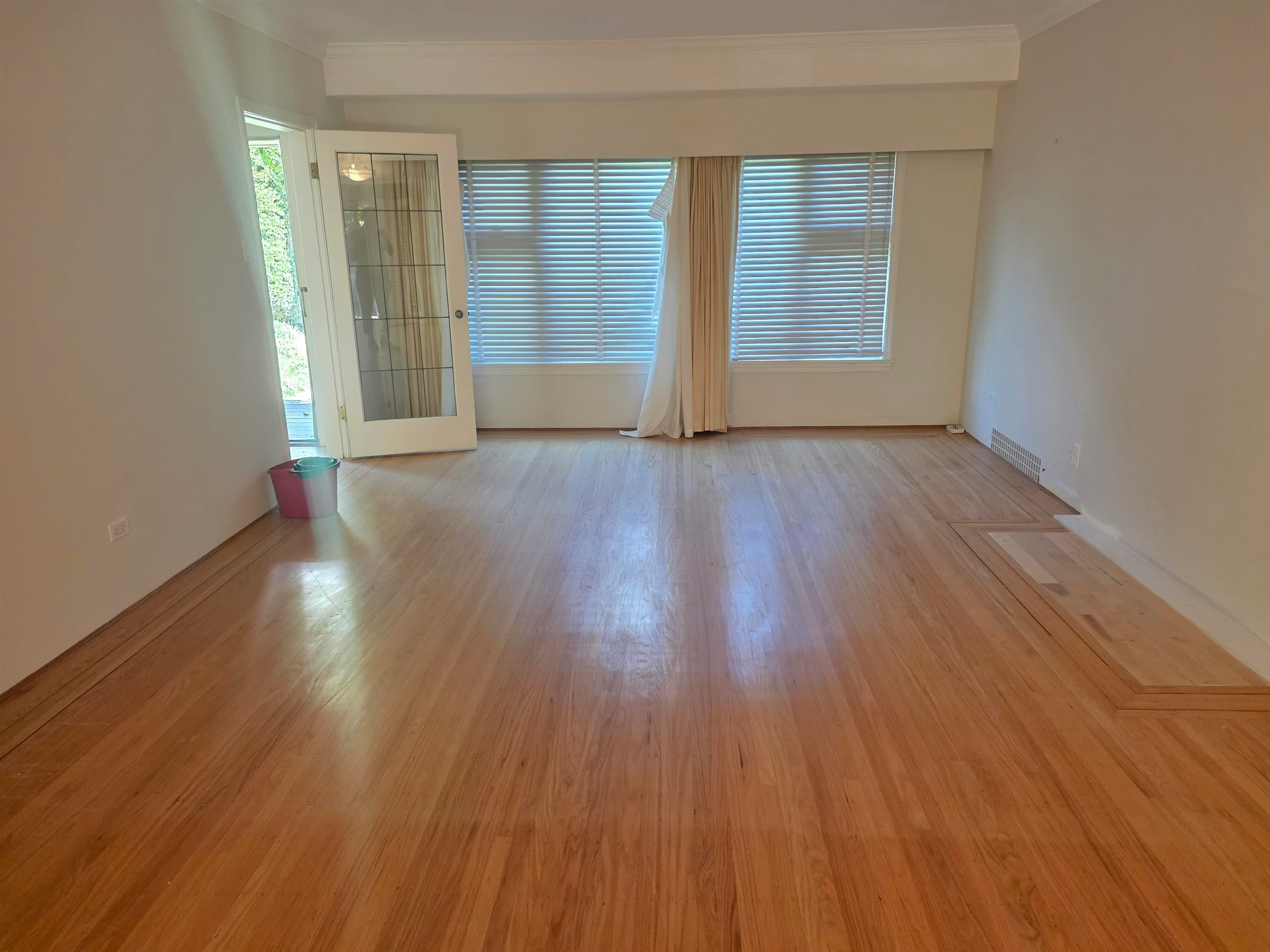 6049 Dunbar Street, Vancouver, BC, V6N 1W8 - 5