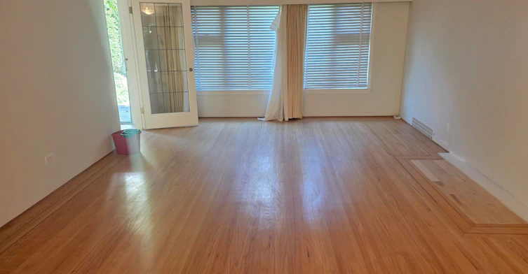 6049 Dunbar Street, Vancouver, BC, V6N 1W8 - 5