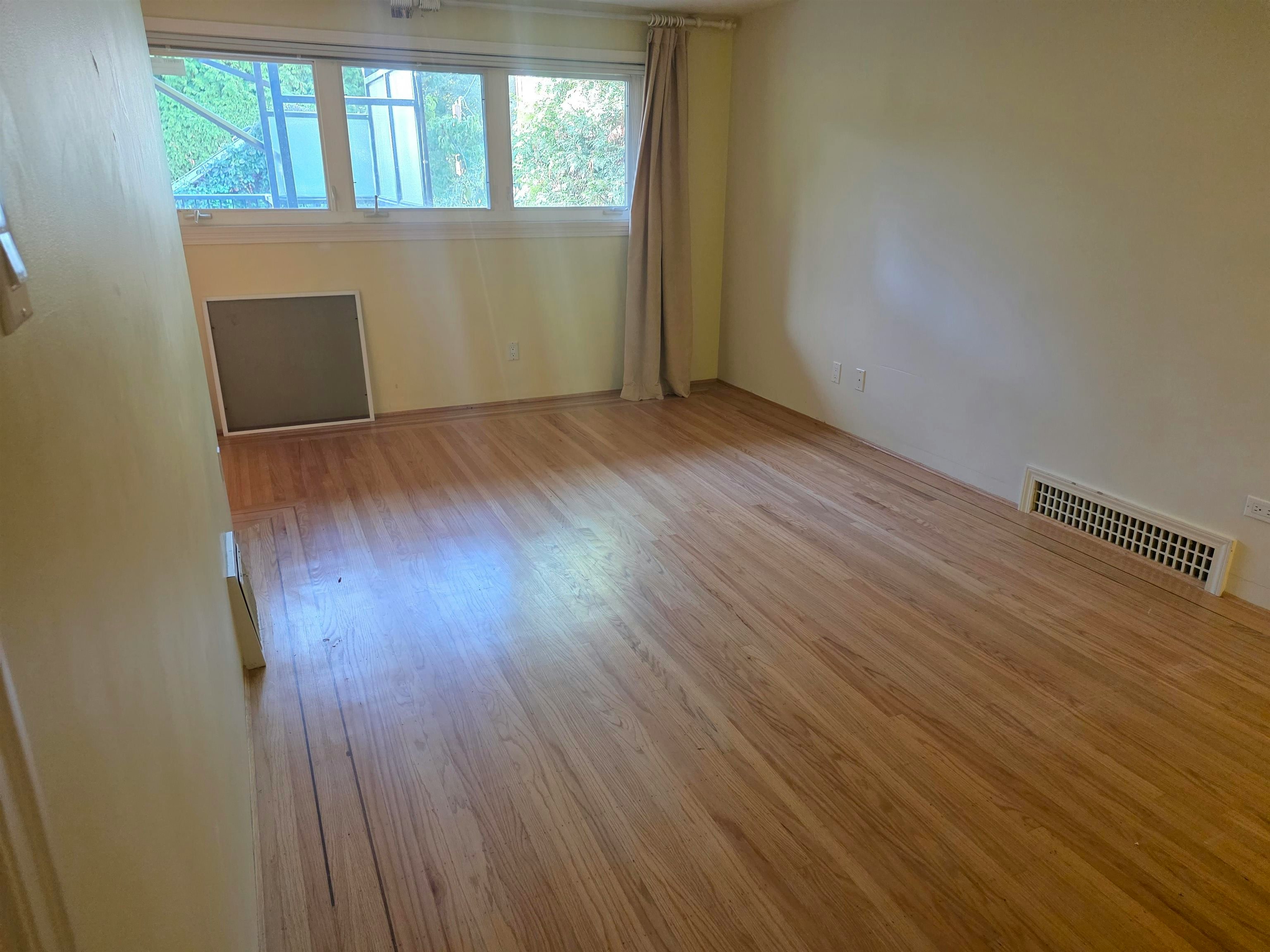 6049 Dunbar Street, Vancouver, BC, V6N 1W8 - 11