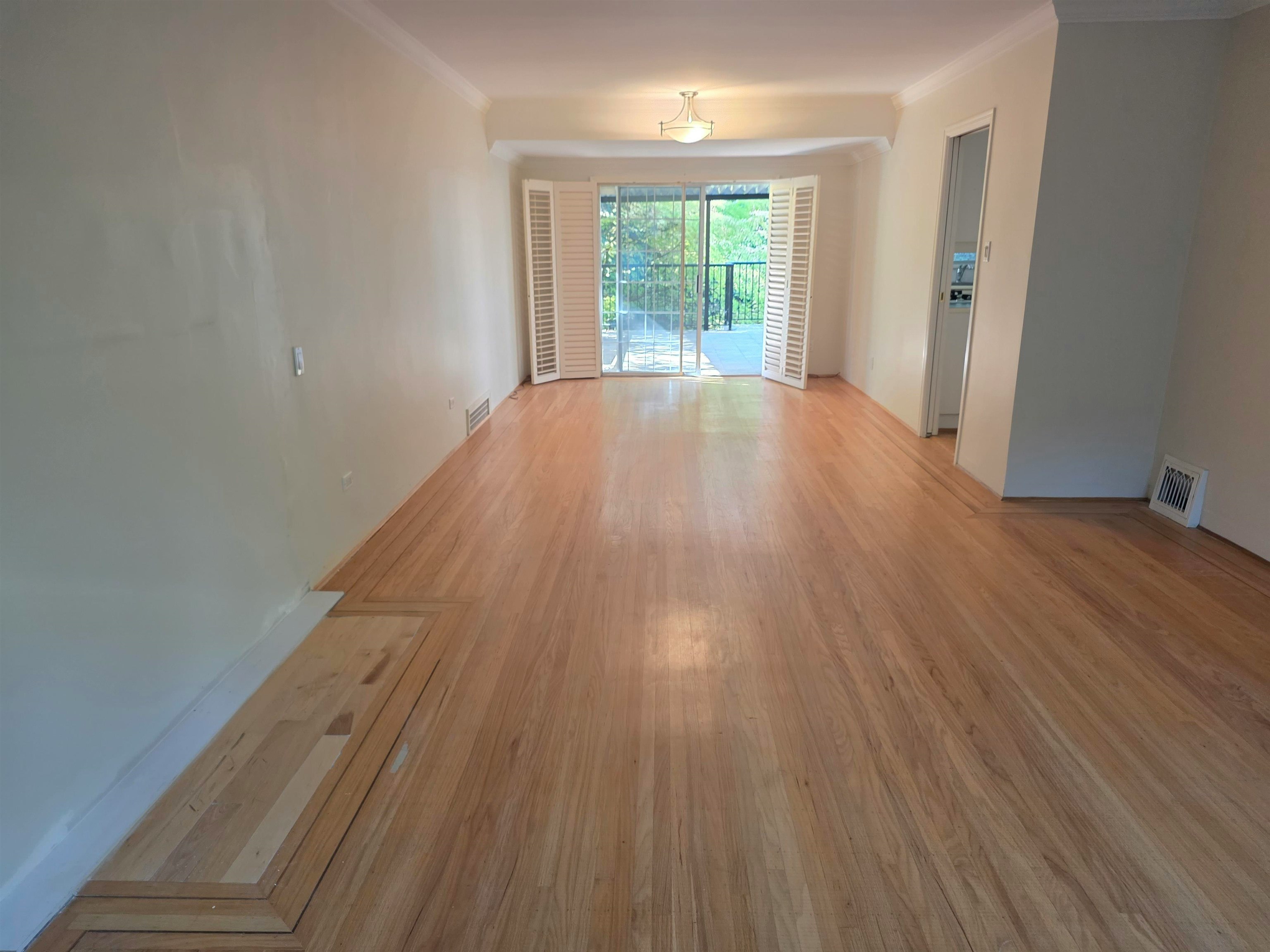 6049 Dunbar Street, Vancouver, BC, V6N 1W8 - 3