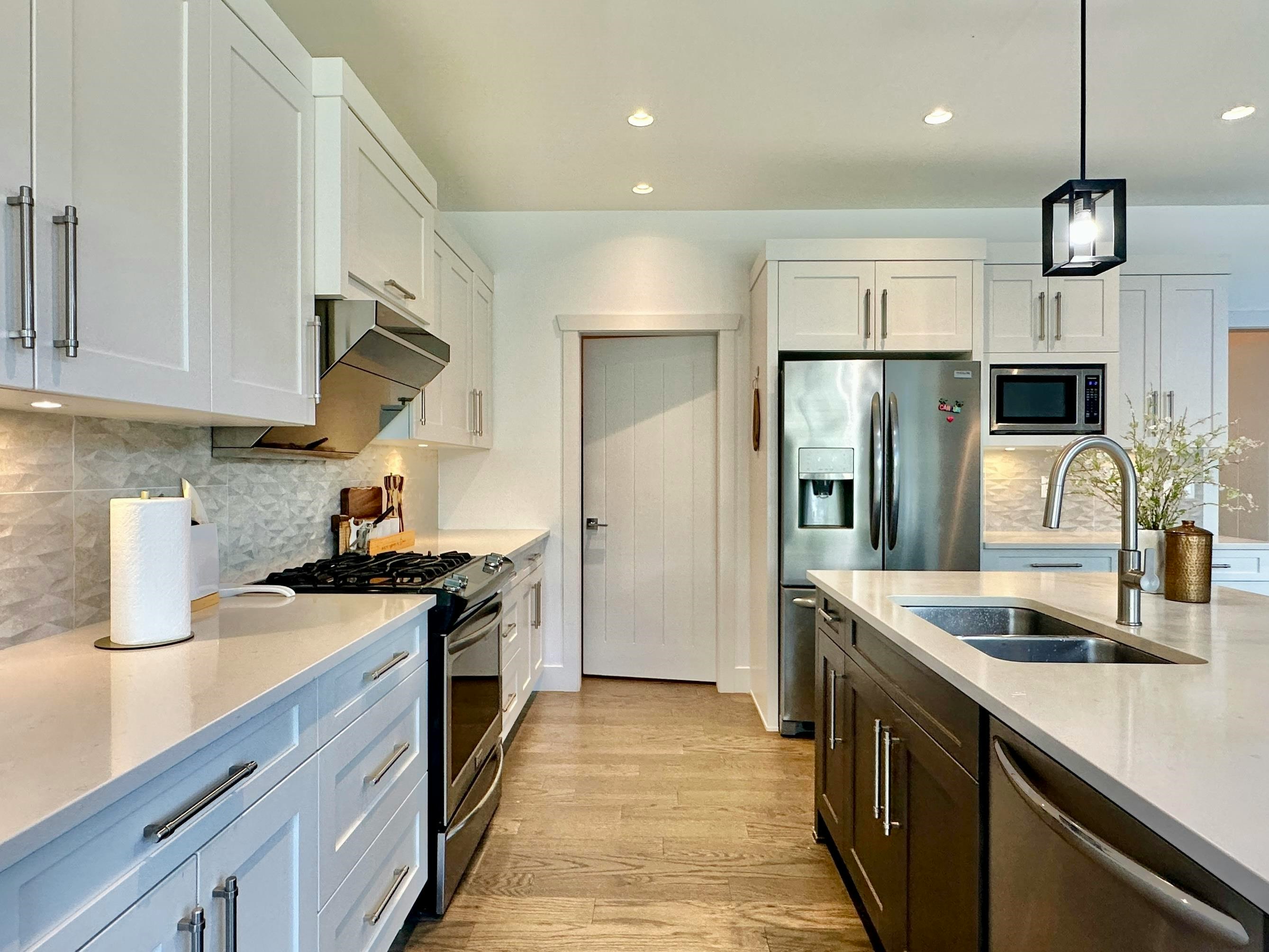 8455 207 Street, Langley, BC, V1M 3X4 - 8