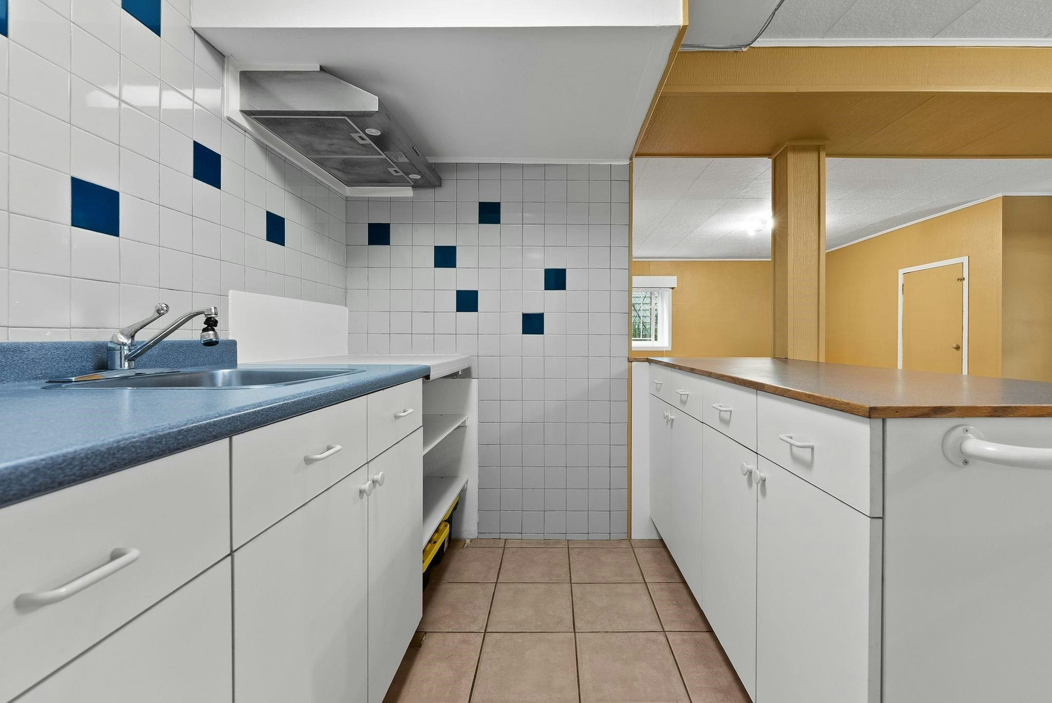 2621 Cambridge Street, Vancouver, BC, V5K 1L6 - 26