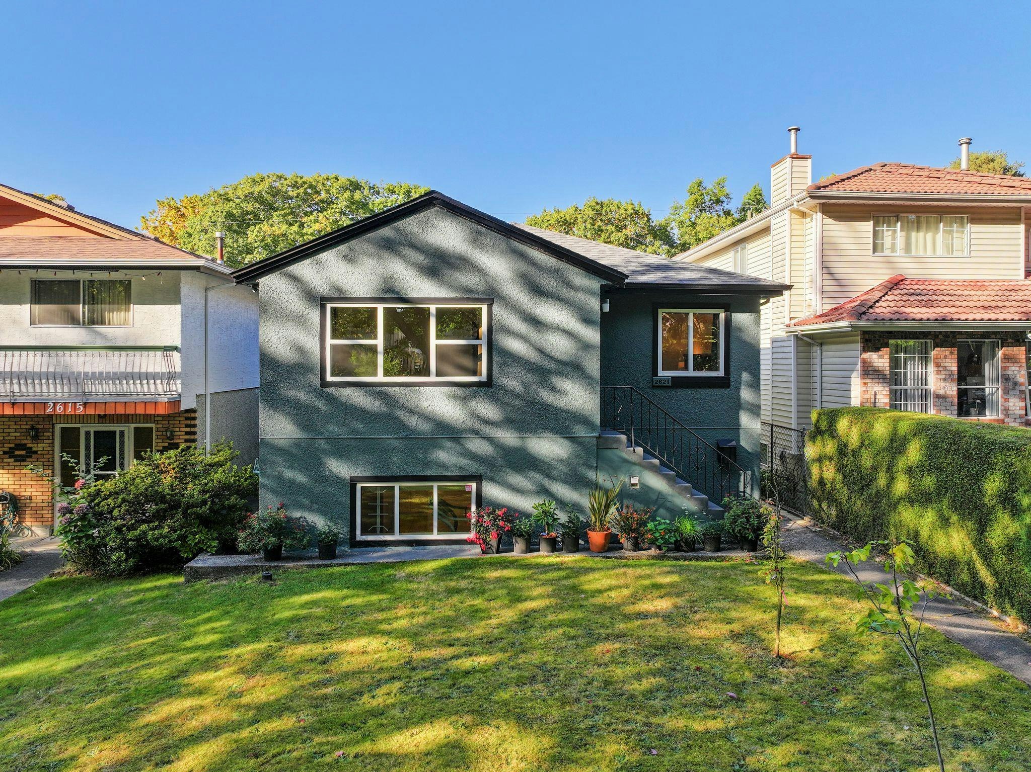 2621 Cambridge Street, Vancouver, BC, V5K 1L6