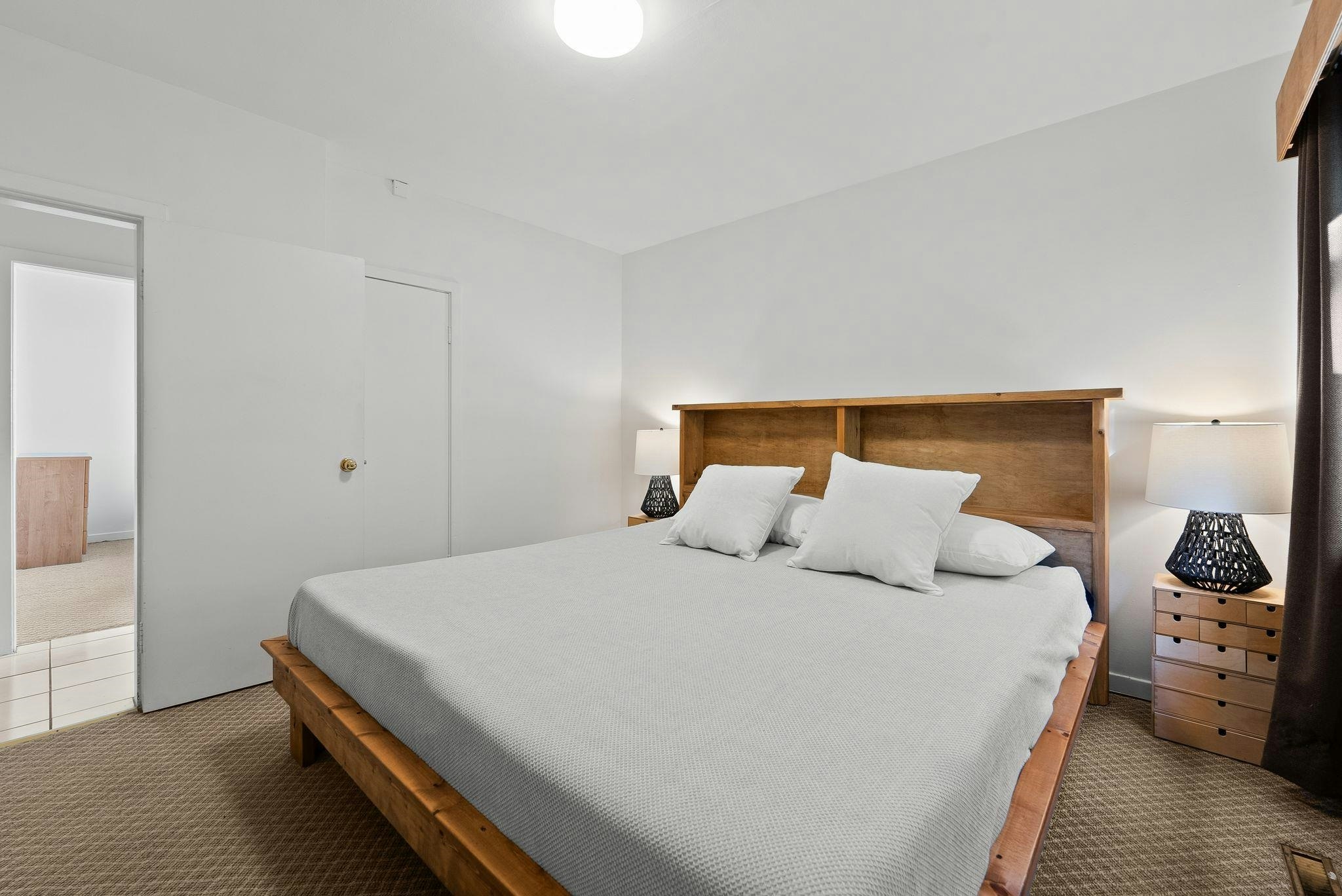 2621 Cambridge Street, Vancouver, BC, V5K 1L6 - 17