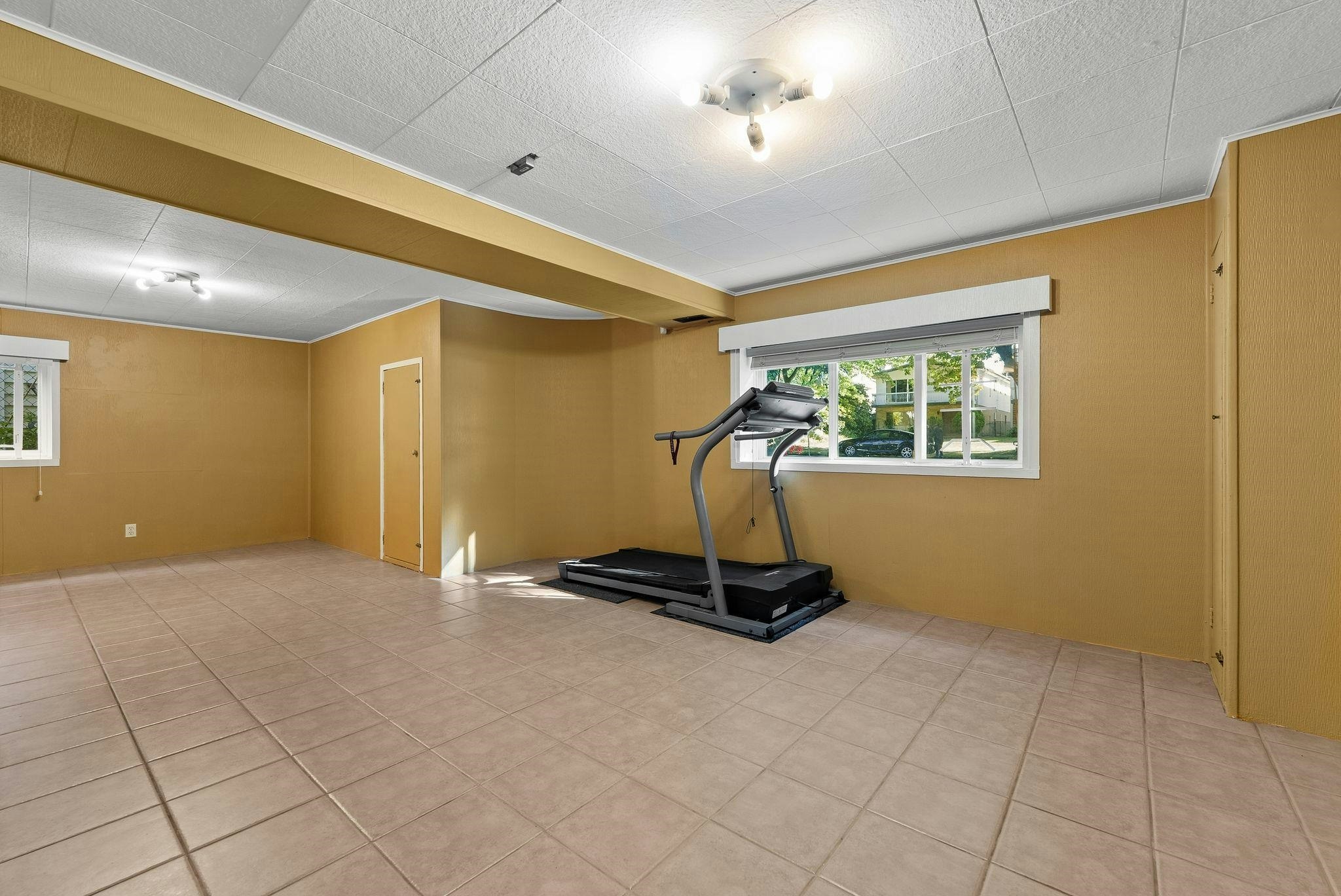 2621 Cambridge Street, Vancouver, BC, V5K 1L6 - 22