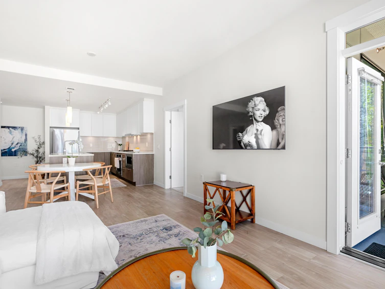 205-615 E 3rd Street, North Vancouver, BC, V7L 0G3 - 14
