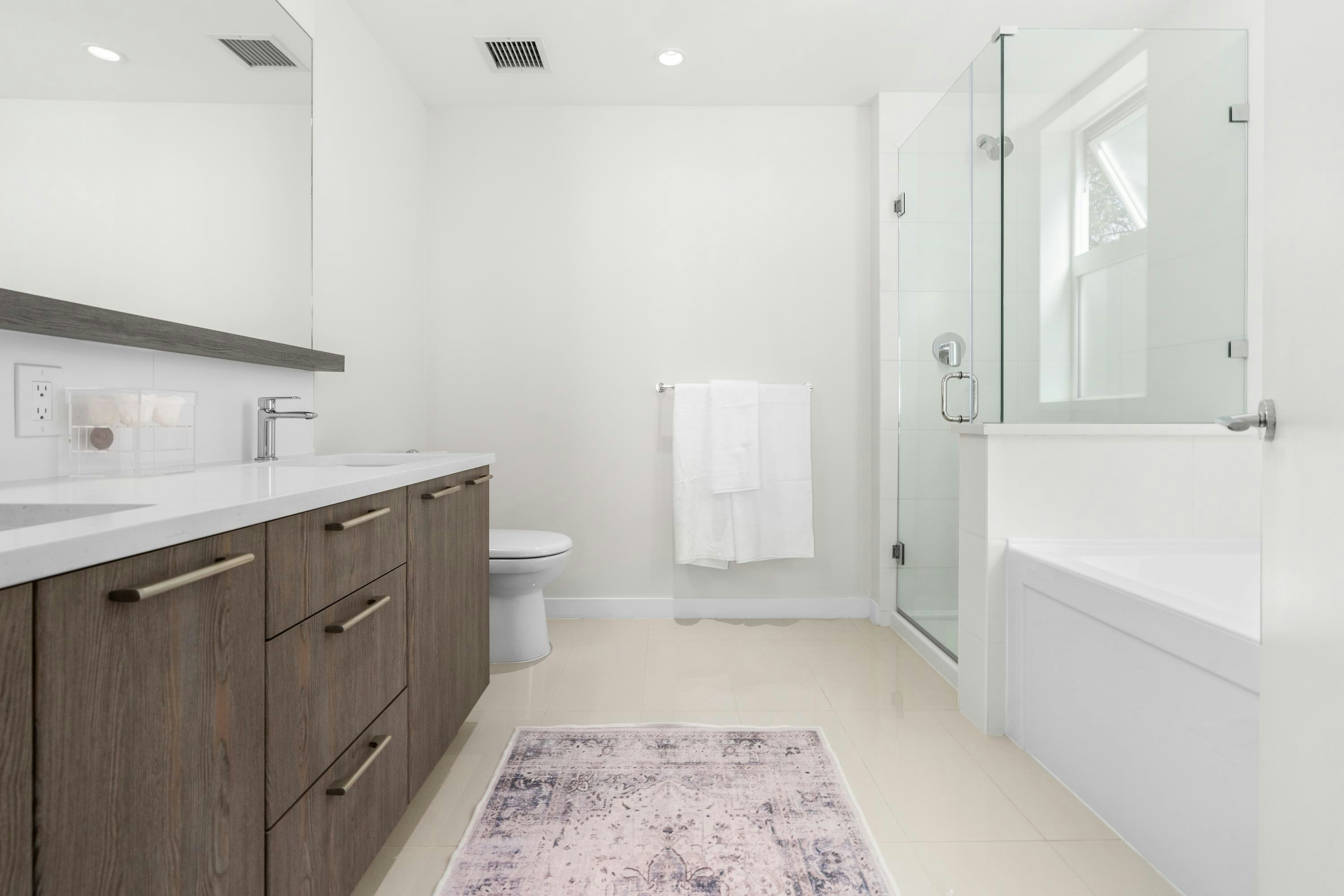 205-615 E 3rd Street, North Vancouver, BC, V7L 0G3 - 19
