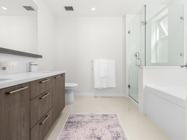 205-615 E 3rd Street, North Vancouver, BC, V7L 0G3 - 19