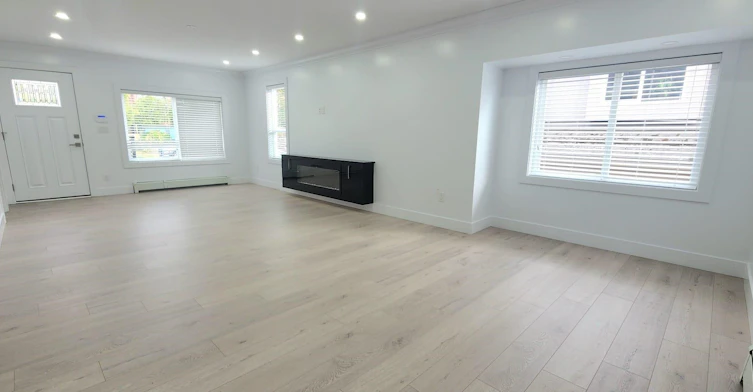 658 E 65th Avenue, Vancouver, BC, V5X 2P8 - 3