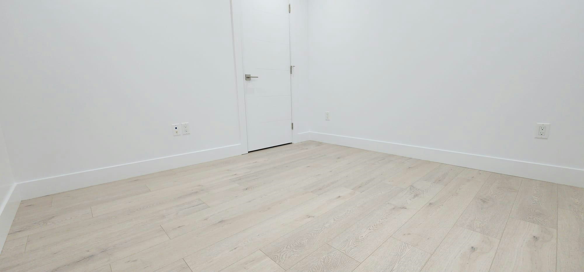 658 E 65th Avenue, Vancouver, BC, V5X 2P8 - 5