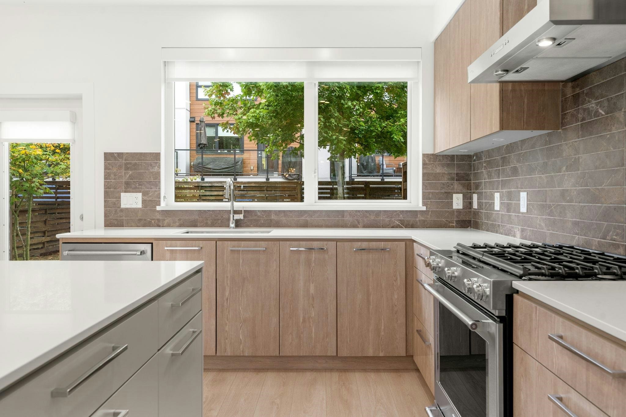44-3597 Malsum Drive, North Vancouver, BC, V7G 0B2 - 9