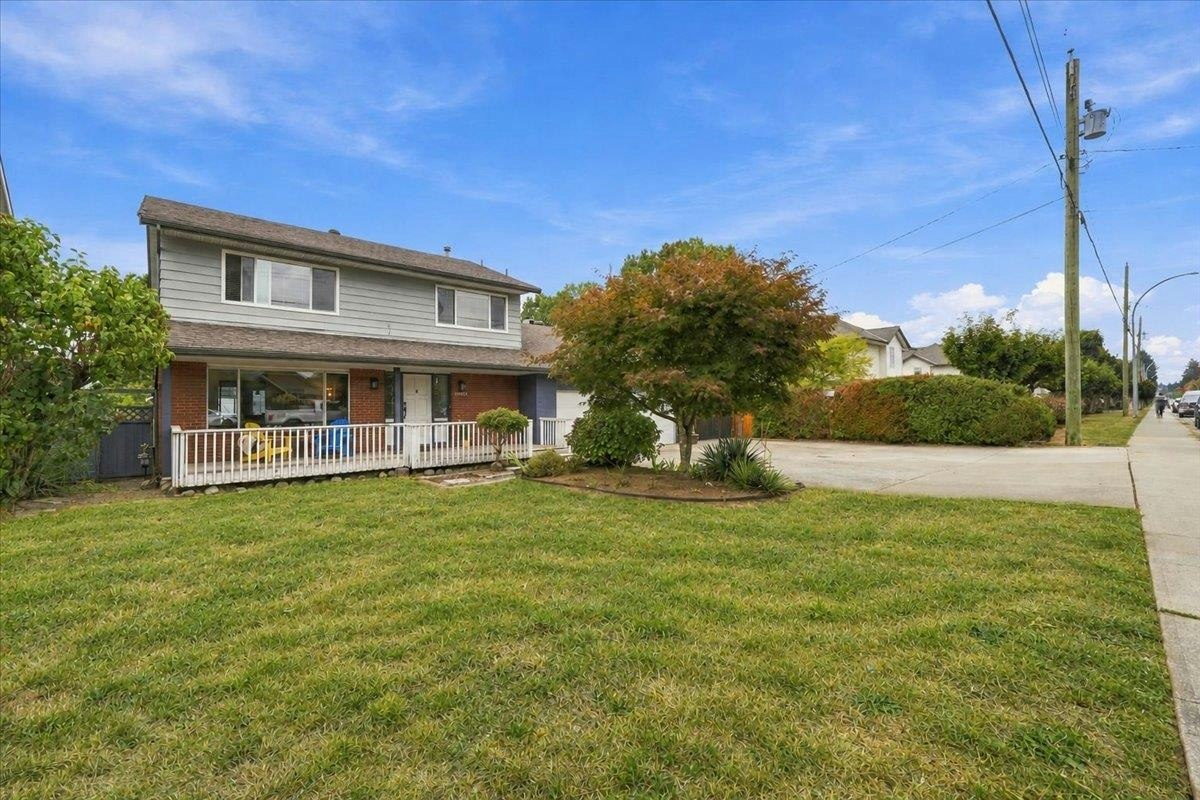18983 119 Avenue, Pitt Meadows, BC, V3Y 1X8