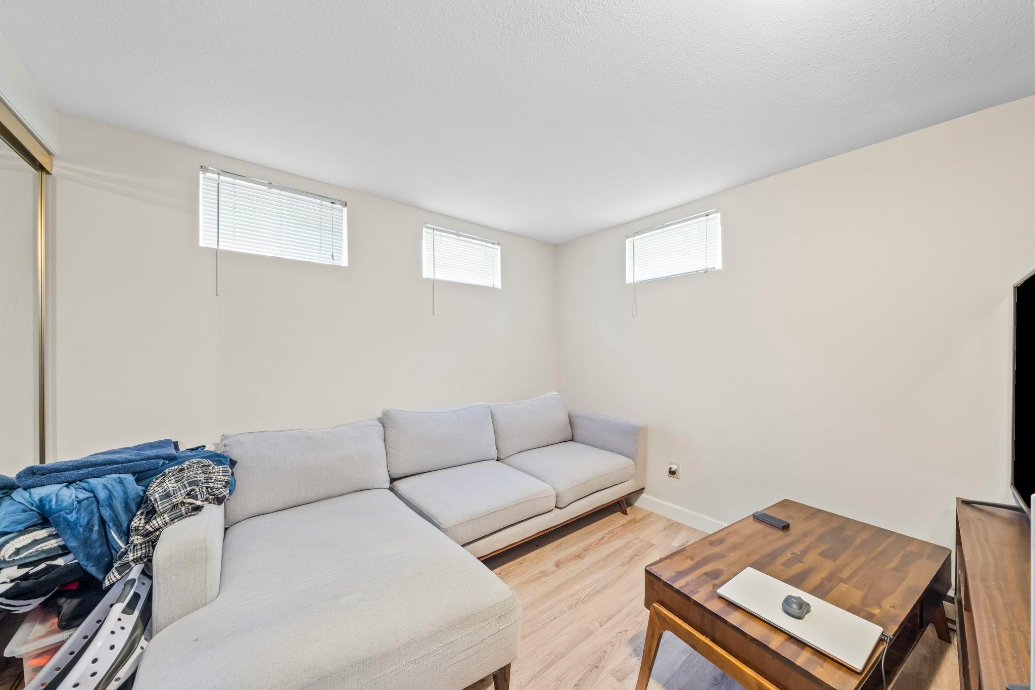 2510 Camrose Drive, Burnaby, BC, V5A 2Y5 - 31