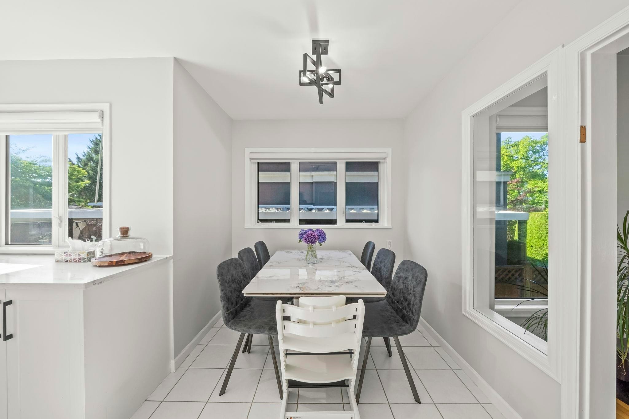 2510 Camrose Drive, Burnaby, BC, V5A 2Y5 - 14