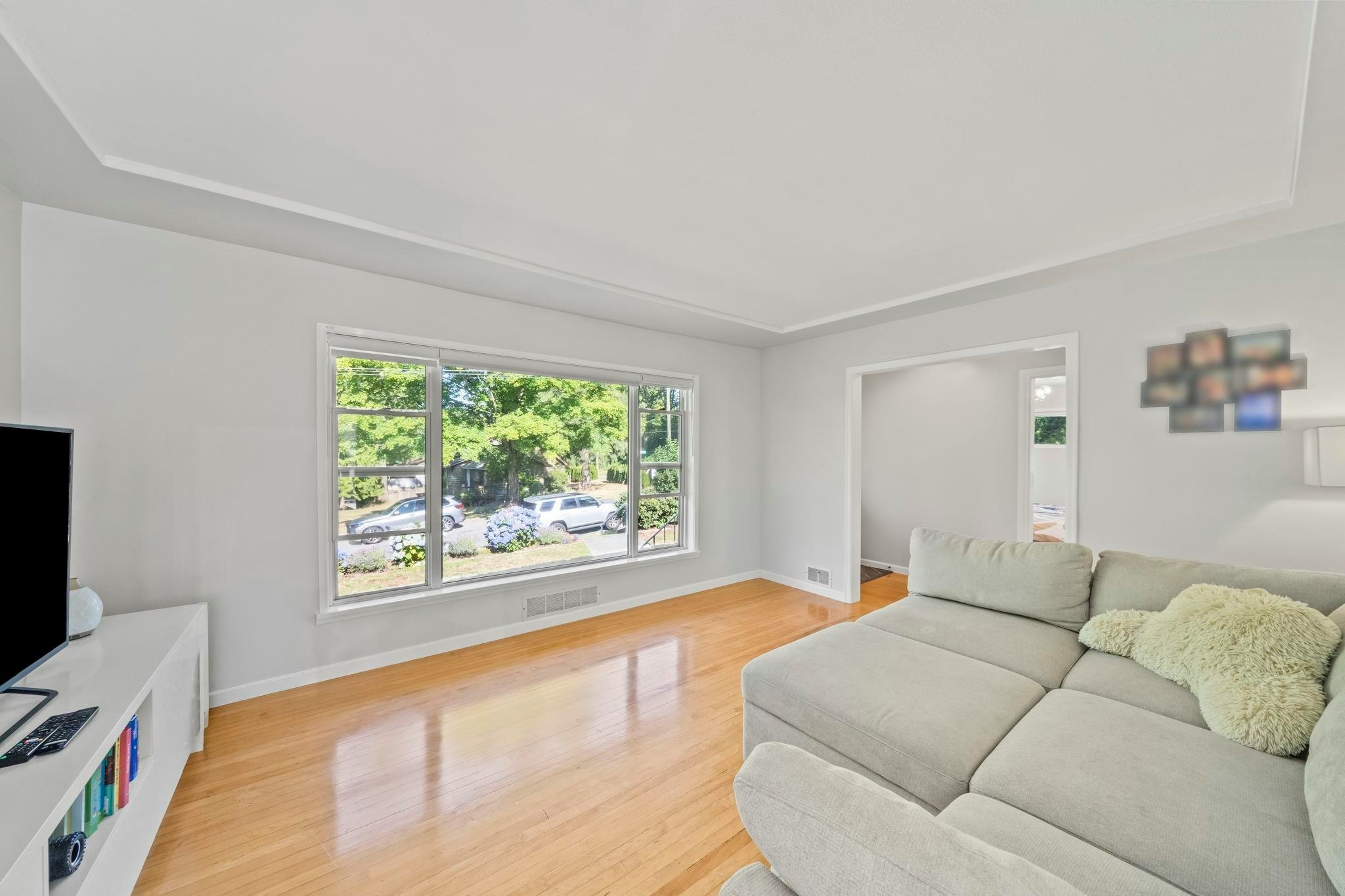 2510 Camrose Drive, Burnaby, BC, V5A 2Y5 - 12