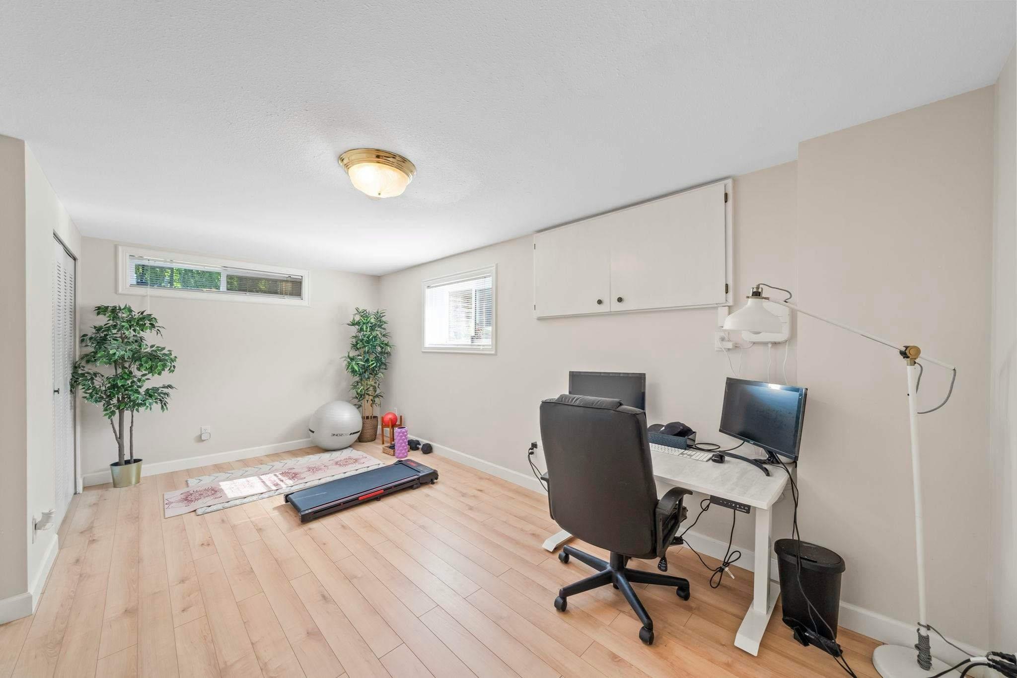 2510 Camrose Drive, Burnaby, BC, V5A 2Y5 - 35