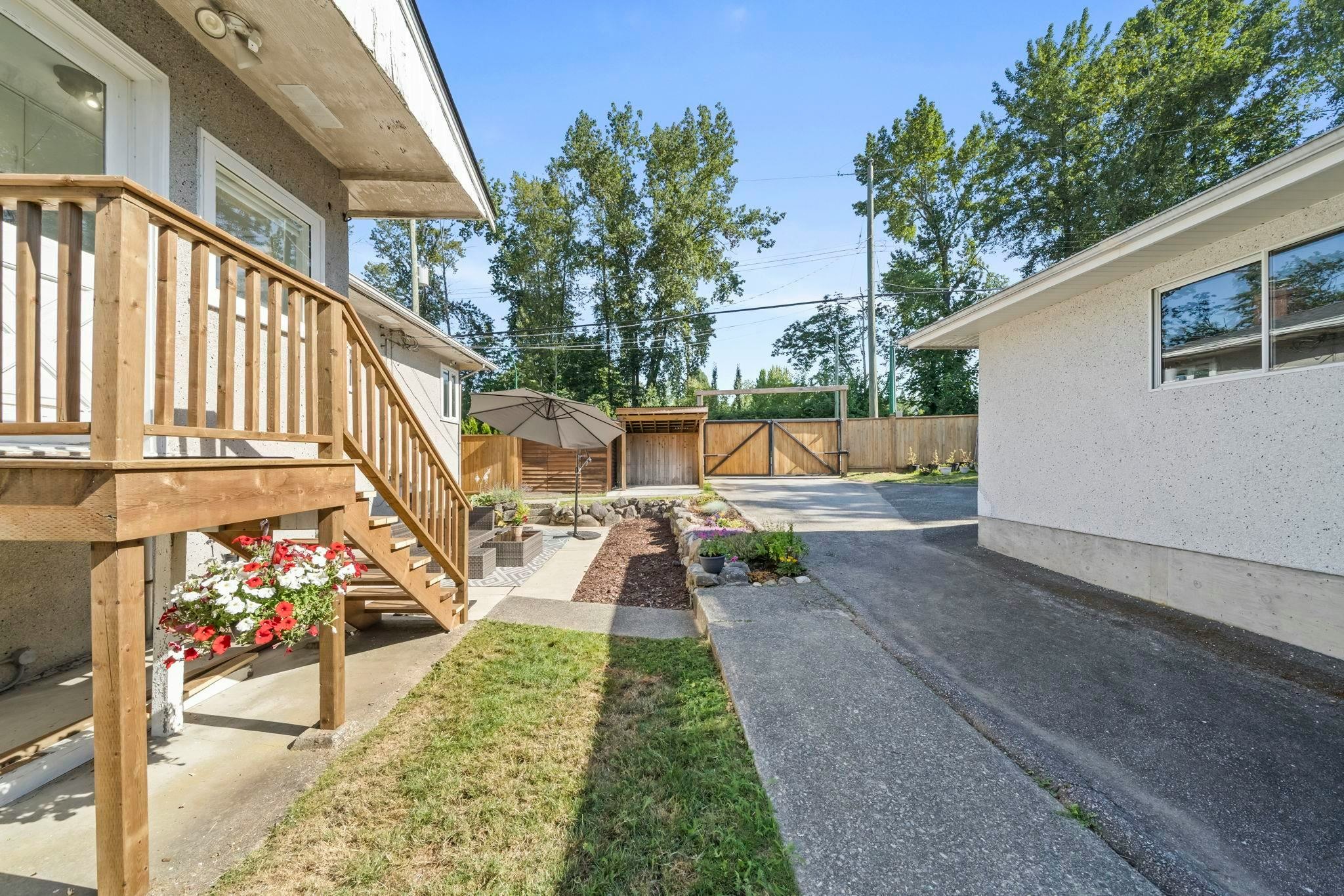 2510 Camrose Drive, Burnaby, BC, V5A 2Y5 - 36
