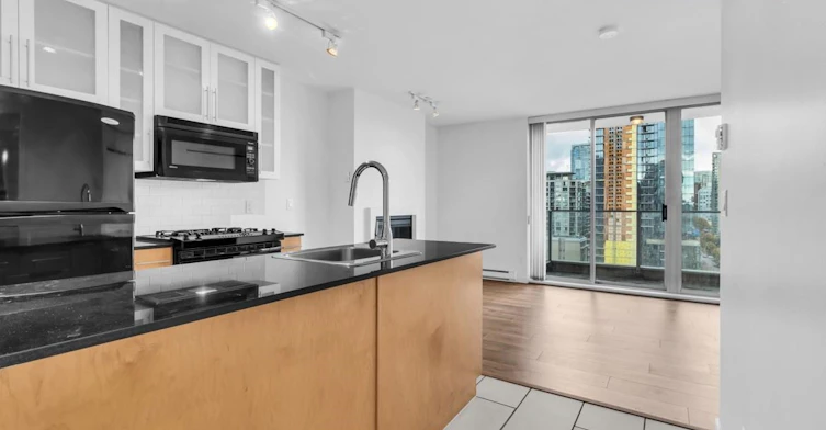 1703-1225 Richards Street, Vancouver, BC, V6B 1E6