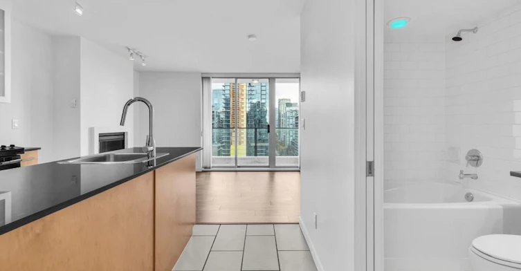 1703-1225 Richards Street, Vancouver, BC, V6B 1E6 - 5