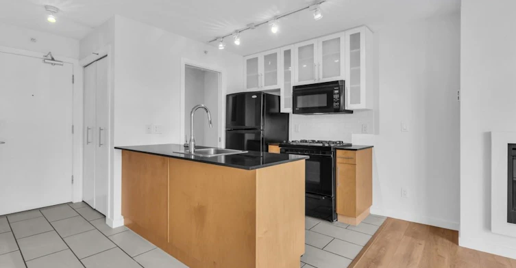 1703-1225 Richards Street, Vancouver, BC, V6B 1E6 - 2