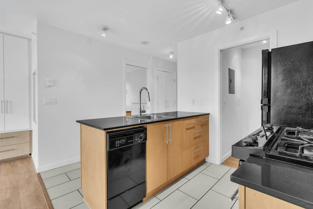 1703-1225 Richards Street, Vancouver, BC, V6B 1E6 - 6