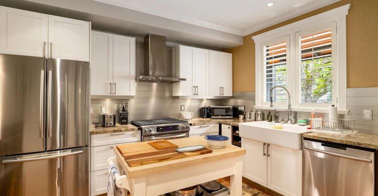 3244 W 1st Avenue, Vancouver, BC, V6K 1H5 - 6