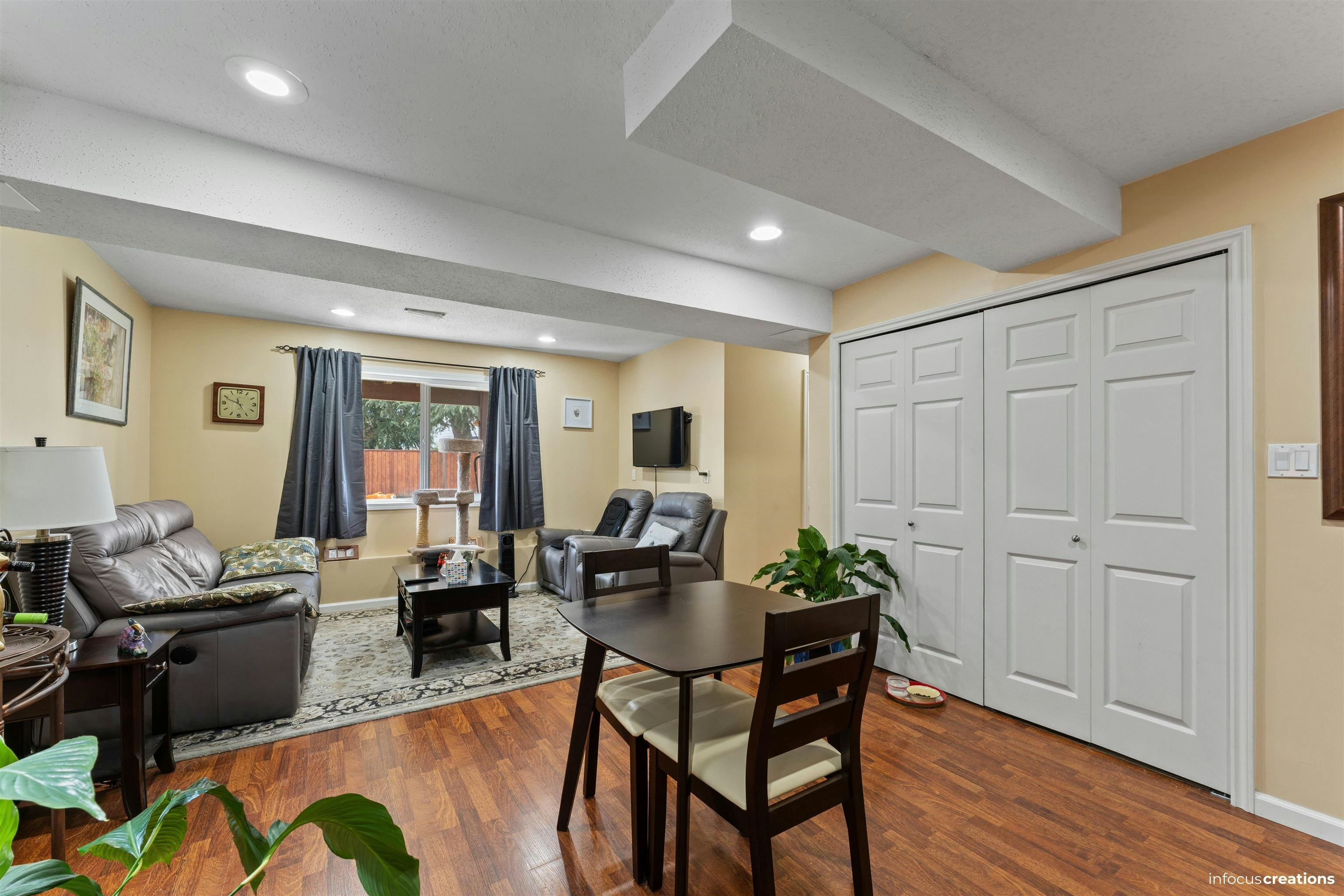 20445 Thorne Avenue, Maple Ridge, BC, V2X 8V1 - 3