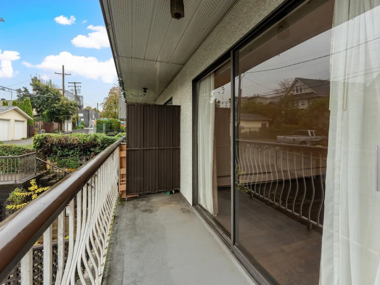 203-1611 E 3rd Avenue, Vancouver, BC, V5N 1H1 - 22
