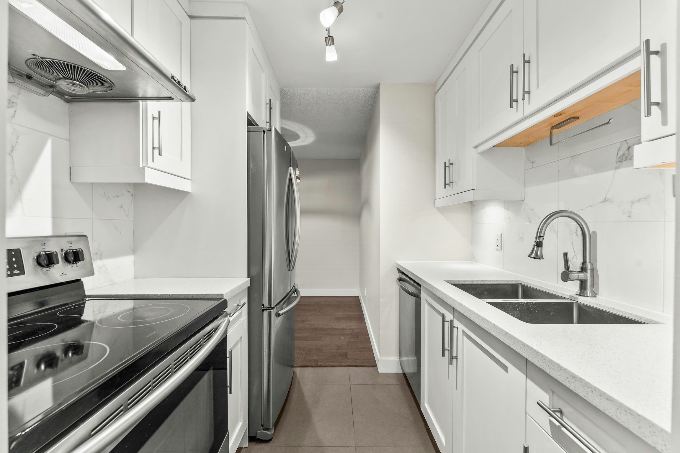 203-1611 E 3rd Avenue, Vancouver, BC, V5N 1H1