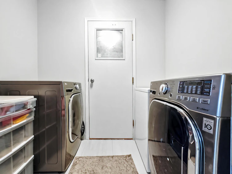 4978 Irmin Street, Burnaby, BC, V5J 1Y5 - 32