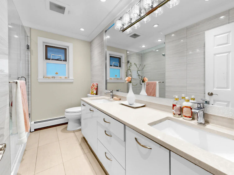 4978 Irmin Street, Burnaby, BC, V5J 1Y5 - 20
