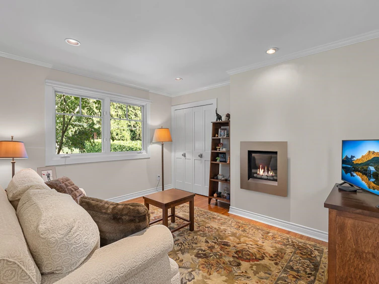 4638 Caulfeild Drive, West Vancouver, BC, V7W 1E8 - 11