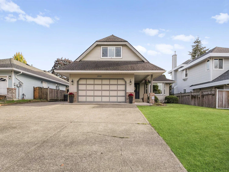 18166 Claytonhill Drive, Surrey, BC, V3S 7N6
