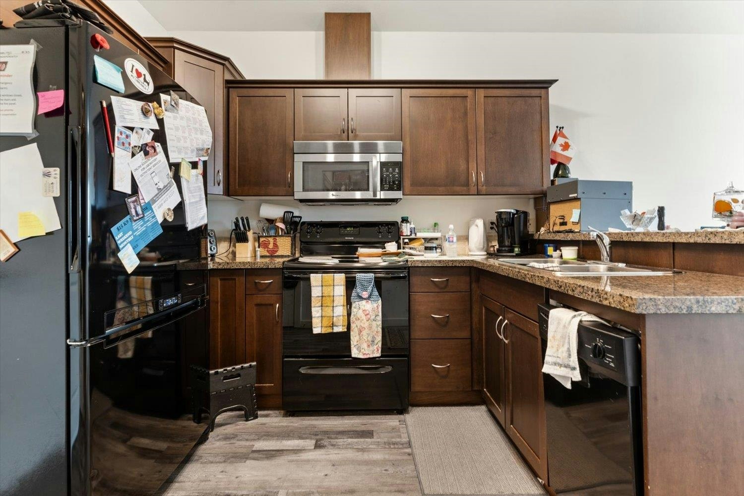 313-8531 Young Road - 4
