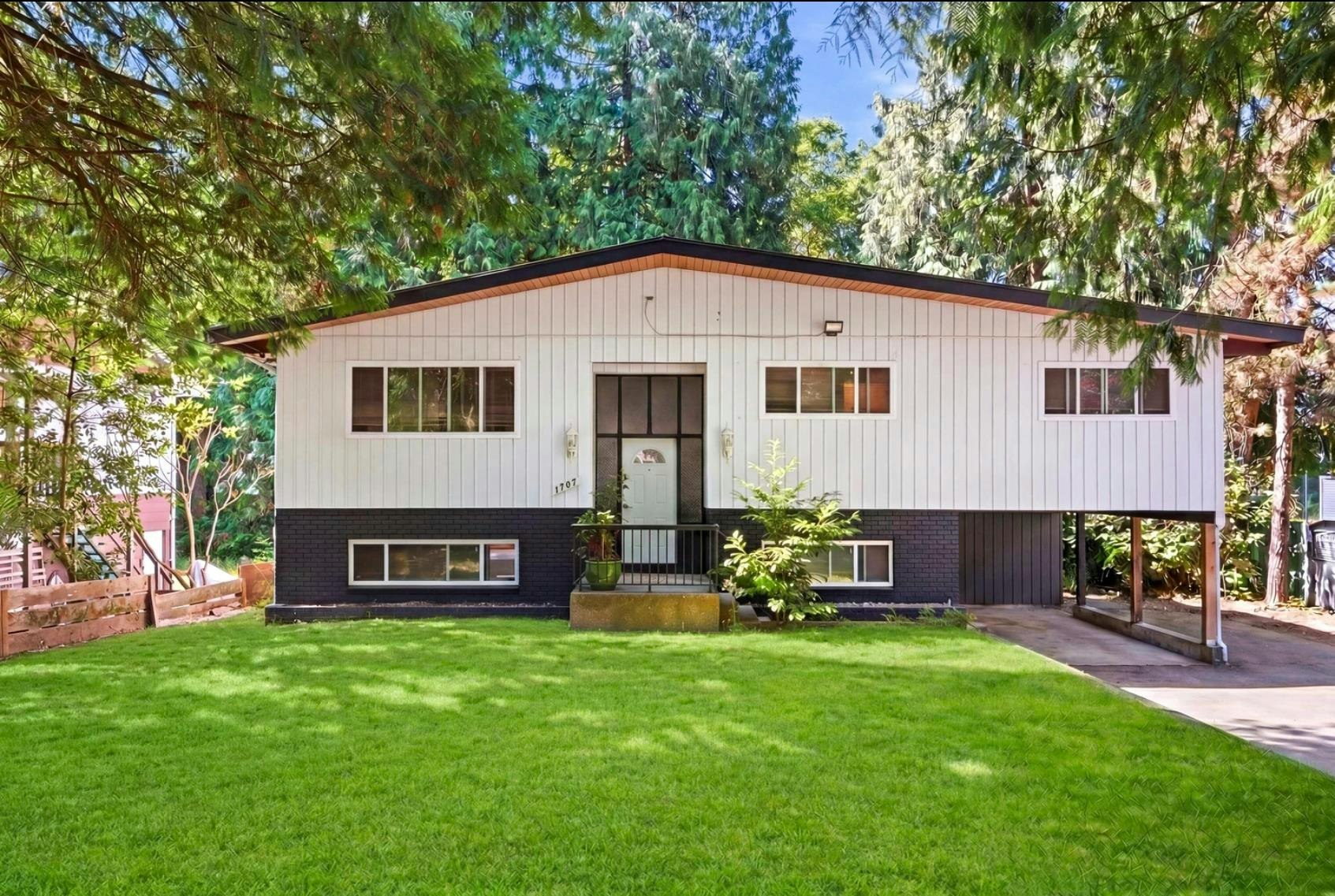 1707 Dempsey Road, North Vancouver, BC, V7K 1T2