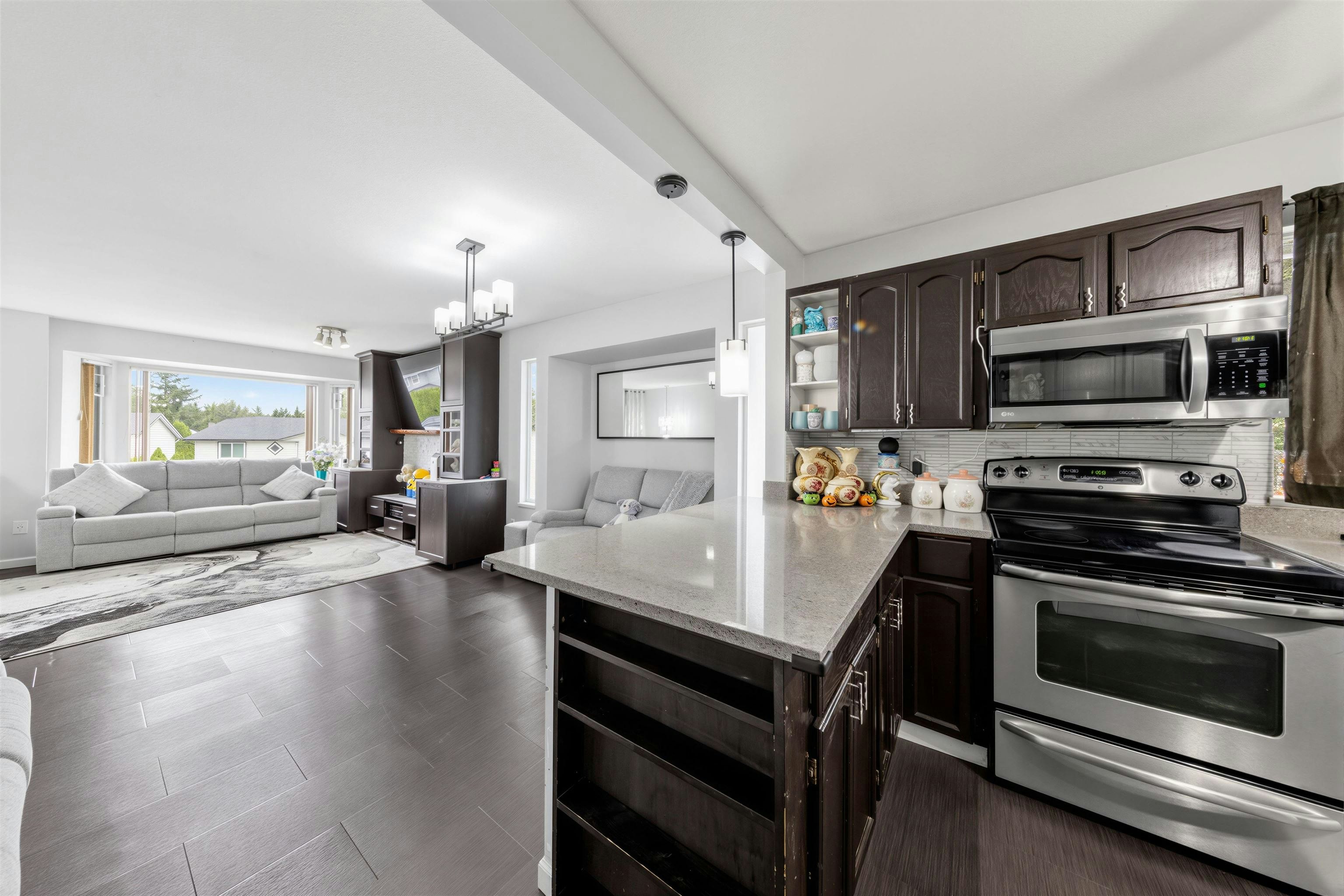 22442 125 Avenue, Maple Ridge, BC, V2X 9N7 - 10
