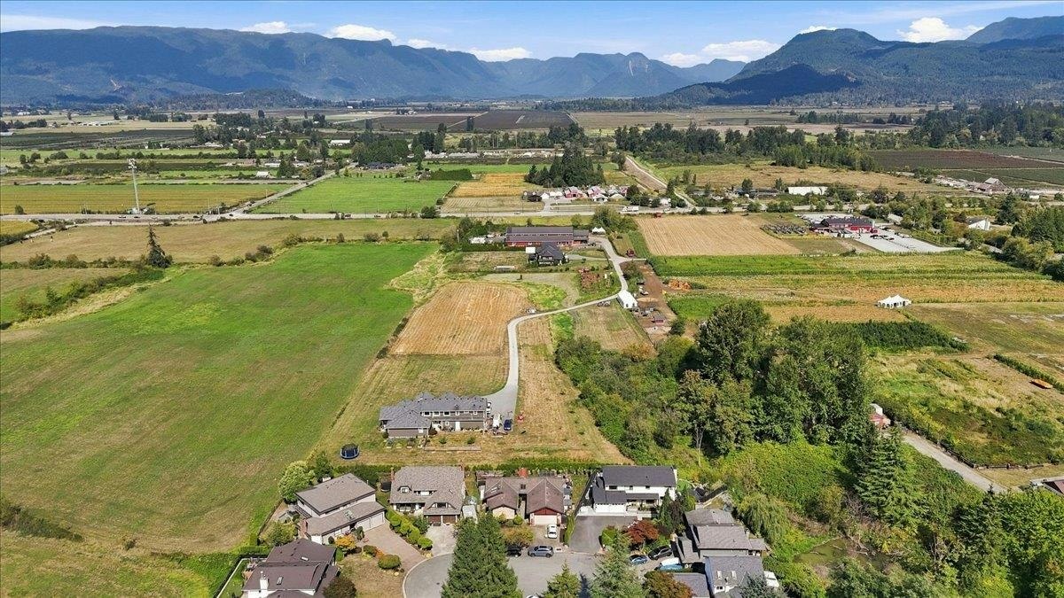 12461 Meadow Brook Place, Maple Ridge, BC, V4R 2H6 - 31