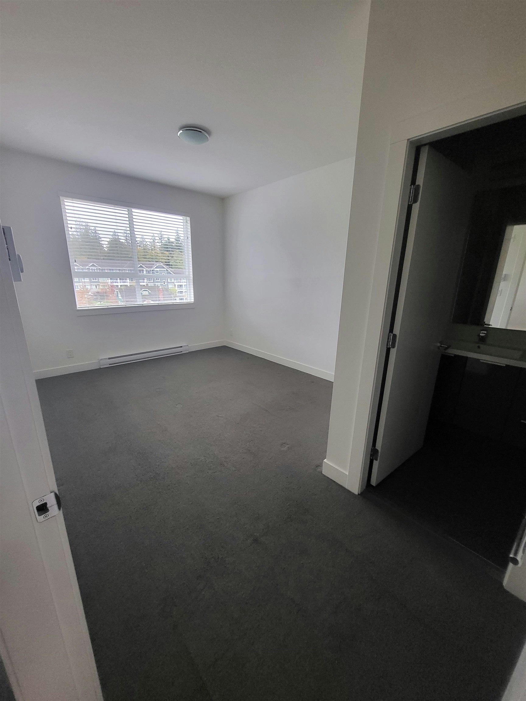 402-16398 AVENUE 64 Avenue, Surrey, BC, V4W 1H5 - 4