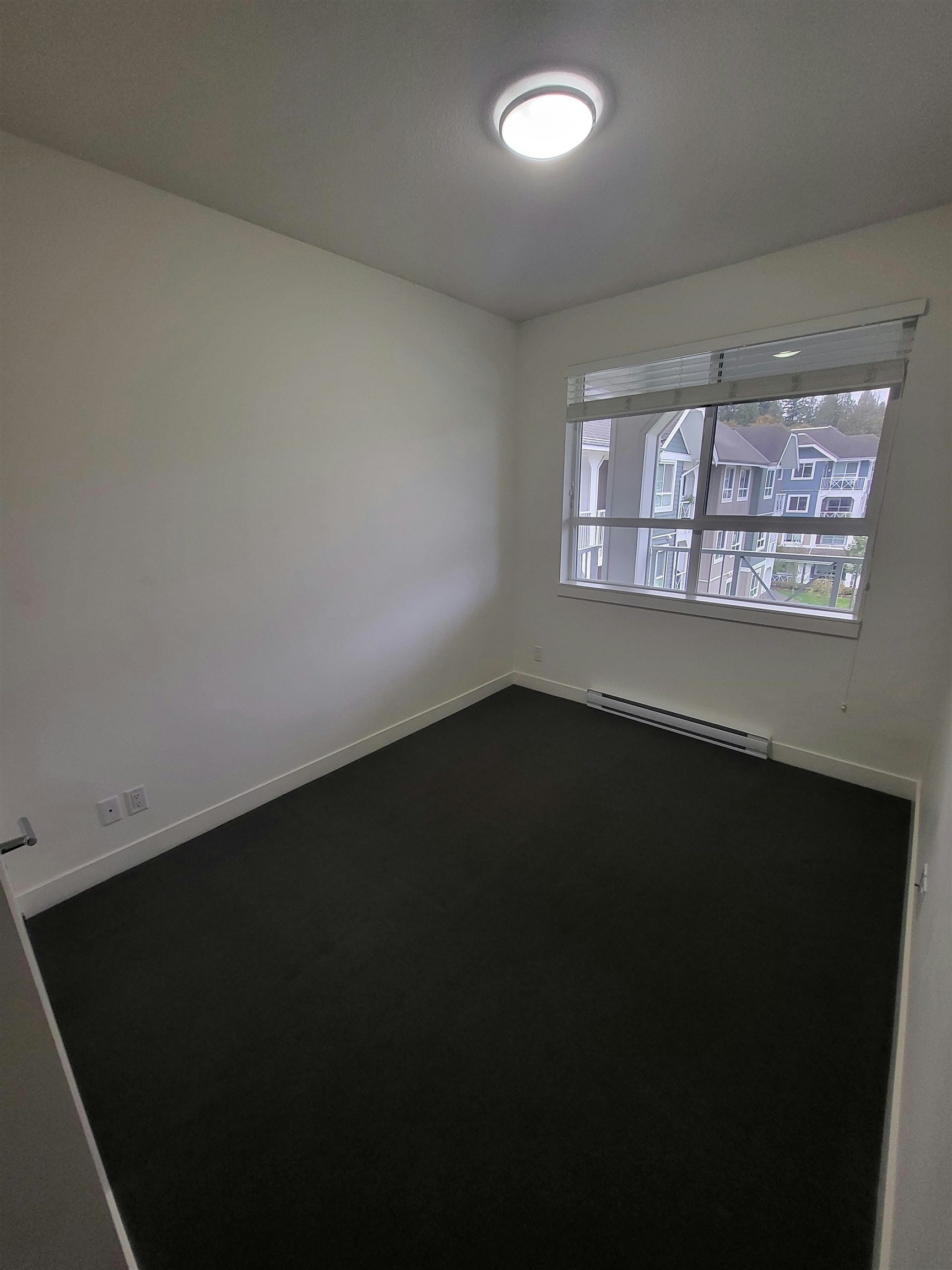 402-16398 AVENUE 64 Avenue, Surrey, BC, V4W 1H5 - 5